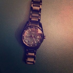 Like new ladies fossil watch